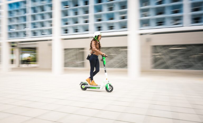 Lime e-scooter in Milton Keynes